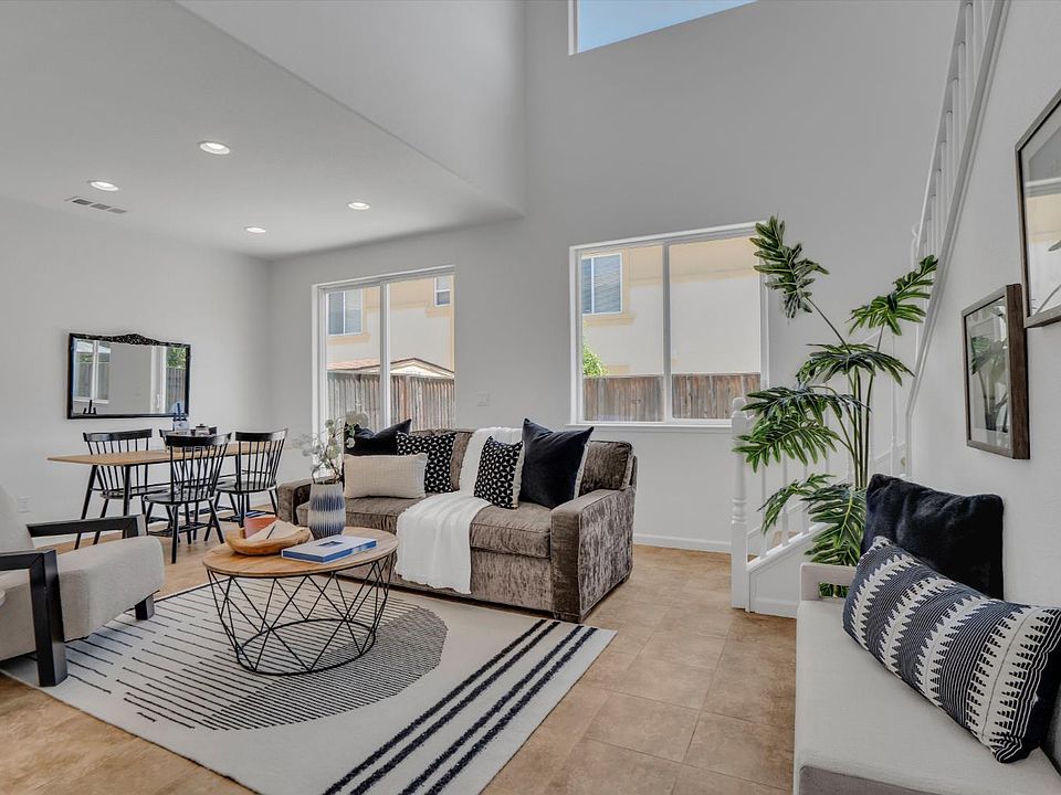 1st image of 1158 Tocia Avenue