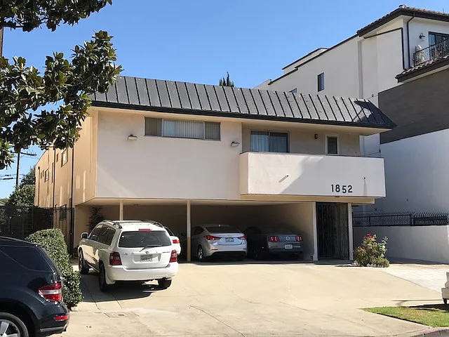 1852 Kelton Ave #1 — Photo 1