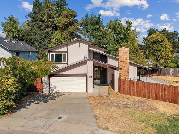 2nd image of 6012 Cheshire Way