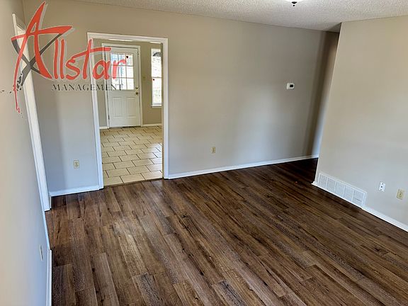 5th image of 4665 Lasalle Pl