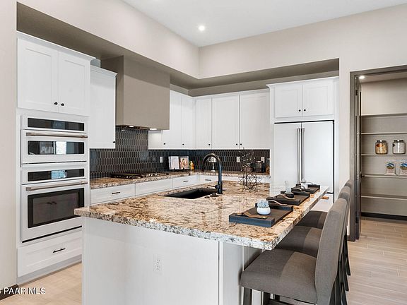 7th image of this home