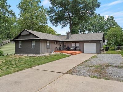 8507 Maple Ave, Raytown, MO, 64138