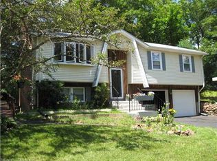 144 Stoneycrest Dr, Meriden, CT 06450