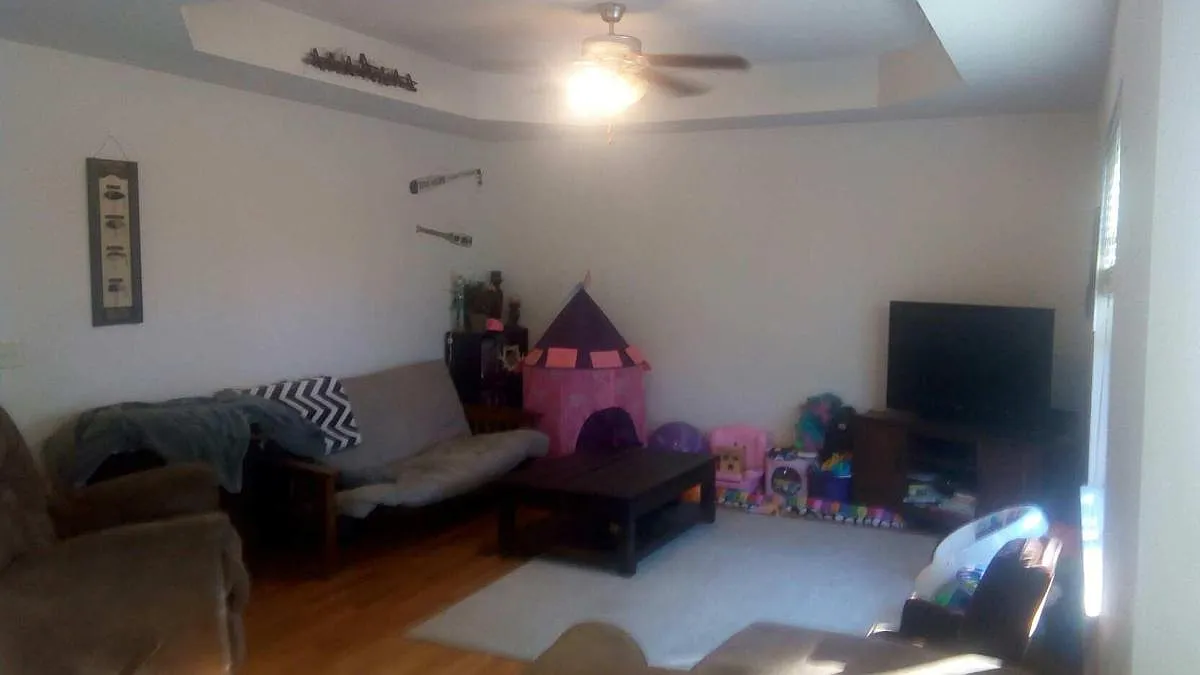 1235 N Westwood Avenue — Photo 2