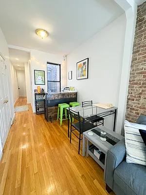 Rented by Urban Real Estate Inc | media 19