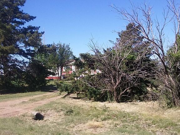 3rd image of 10900 Dobie St