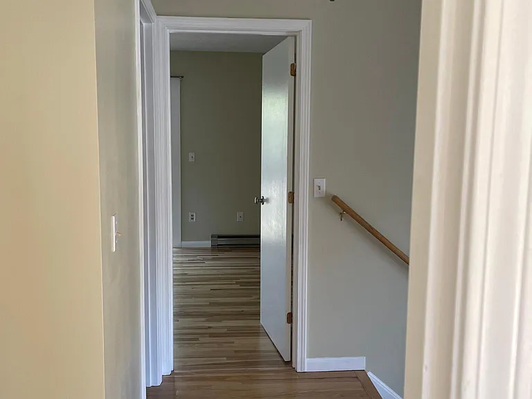 B5 Stonehedge Dr — Photo 17