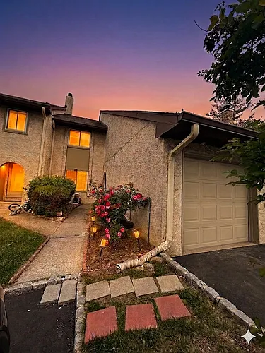 42 Tennyson Dr Photo 1