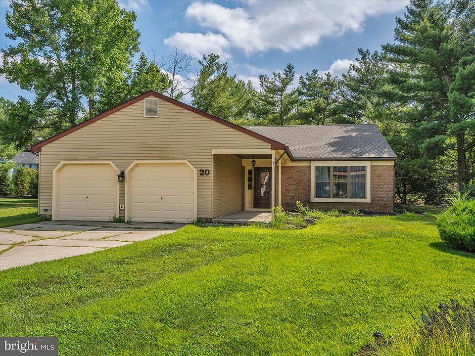 1st image of 20 Oleander Ct