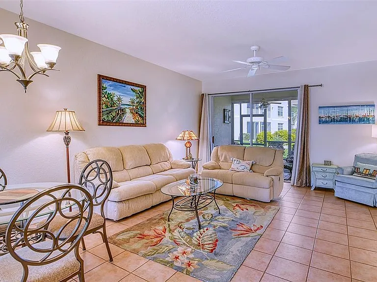 8389 Wingate Dr — Photo 6