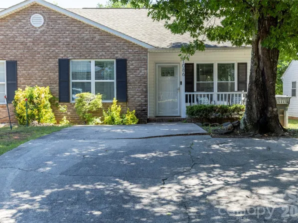 1086 Cherry Meadow Ln, Rock Hill, SC 29732