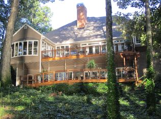 7555 Breeze Bay Rd, Cumming, GA 30041