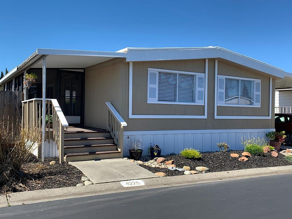 1st image of 4225 Floral Dr #82
