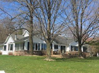 12719 Sleepy Hollow Rd, Three Rivers, MI 49093