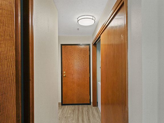5th image of 221 E Rockwood Blvd #410