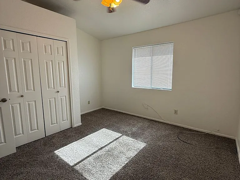 2791 W Redmond Dr — Photo 21