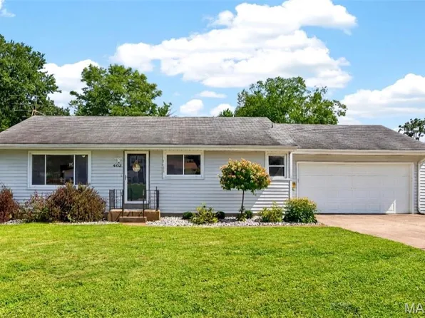 402 Rose Dr, Saint Charles, MO 63301