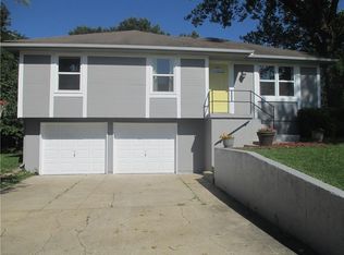 16005 Richmond Ave, Belton, MO 64012