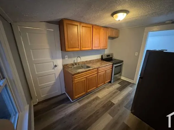 152 Shephard Ave Floor 3, Newark, NJ 07112