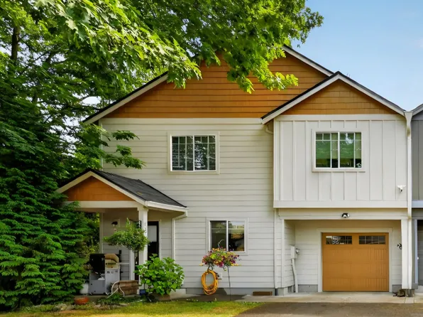 1016 SE 9th St, Gresham, OR 97080