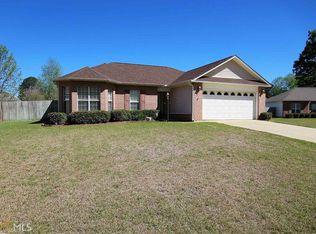 108 Englewood Ct, Bonaire, GA 31005