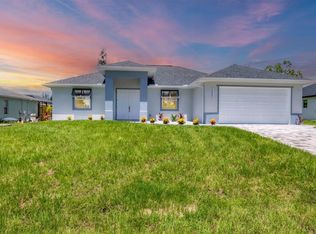 10443 Riverside Rd, Port Charlotte, FL 33981