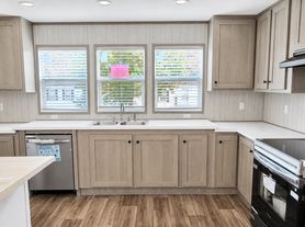 3901 E Saint Charles Rd