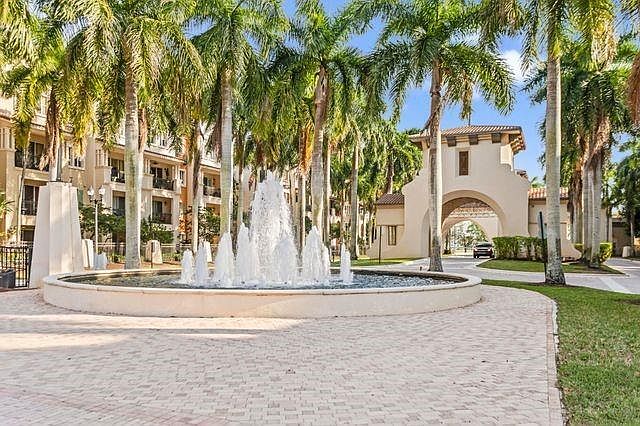 1st image of 2925 NW 126th Avenue #428-1