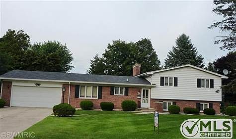 1st image of 225 Brewer Dr S