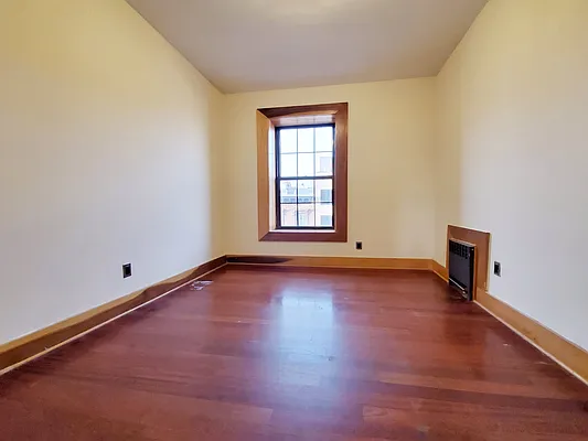 Rented by Rentall Group Inc | media 4