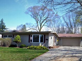 2209 Hillgrove Pkwy, Midland, MI 48642