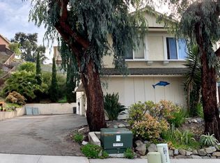 2172 Via Robles, Oceanside, CA 92054