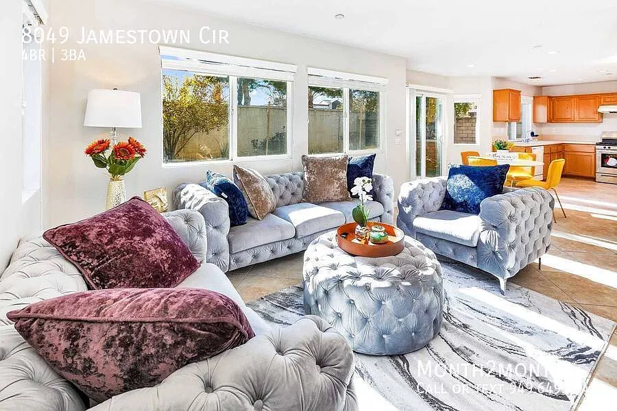 8049 Jamestown Cir