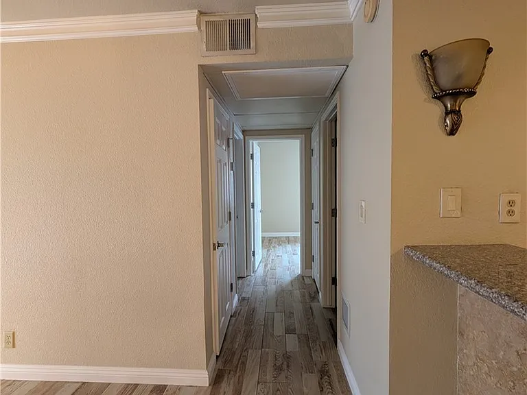 5041 River Glen Dr #91 — Photo 9