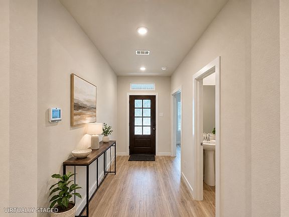 4th image of 72 Palouse St