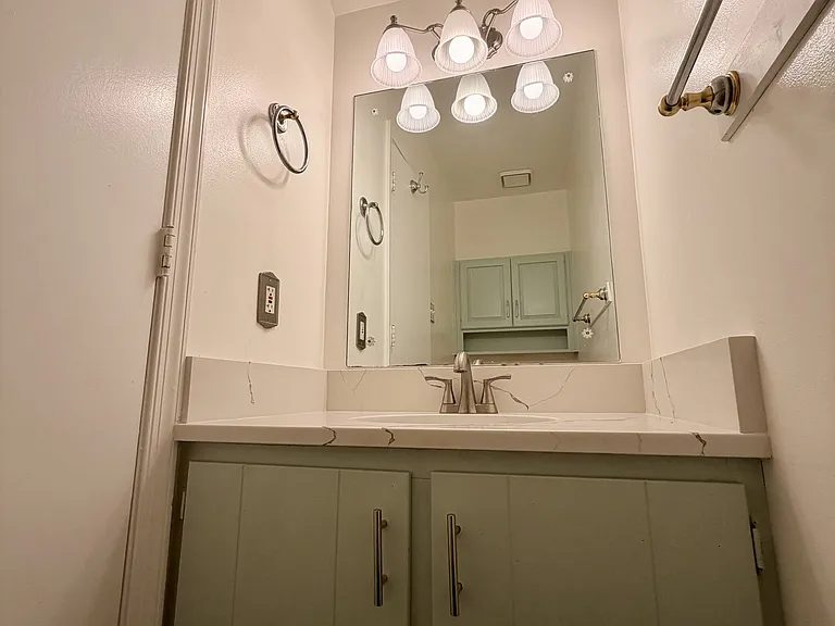 34 Cape Point Ct #1 — Photo 15