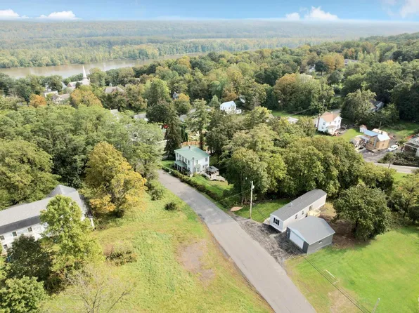 101 Washington Avenue, New Baltimore, NY 12124