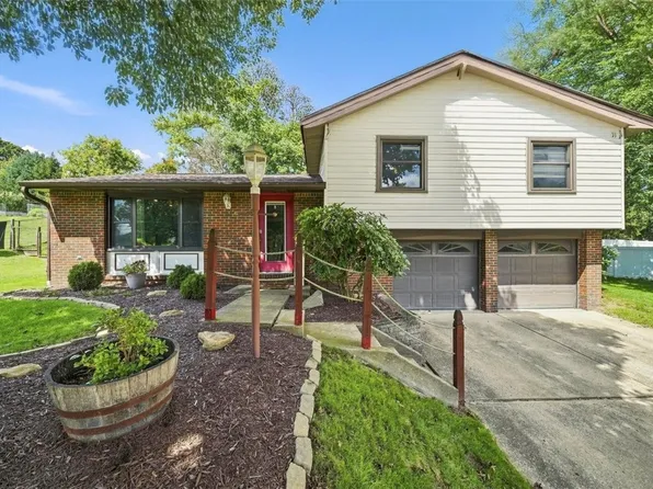 164 Lansdowne Dr, Coraopolis, PA 15108