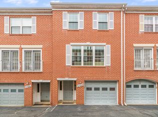1702 S Edgewood St, Arlington, VA 22204