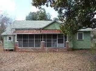 1012 N Main St, Laurinburg, NC 28352