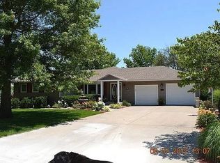 18605 S Karg Rd, Pleasant Hill, MO 64080