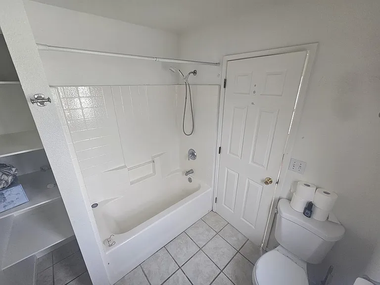 908 Pacific St — Photo 15