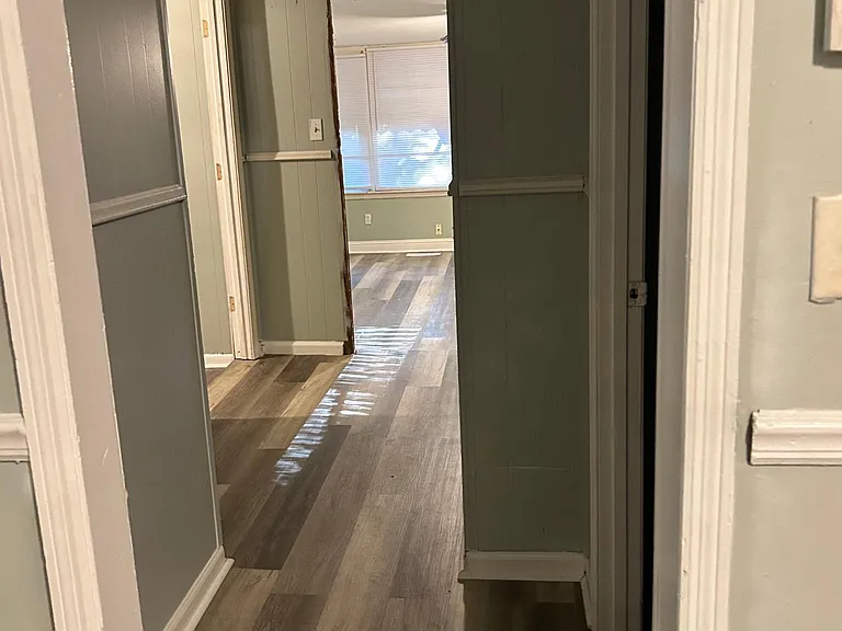 205 Evergreen St — Photo 15