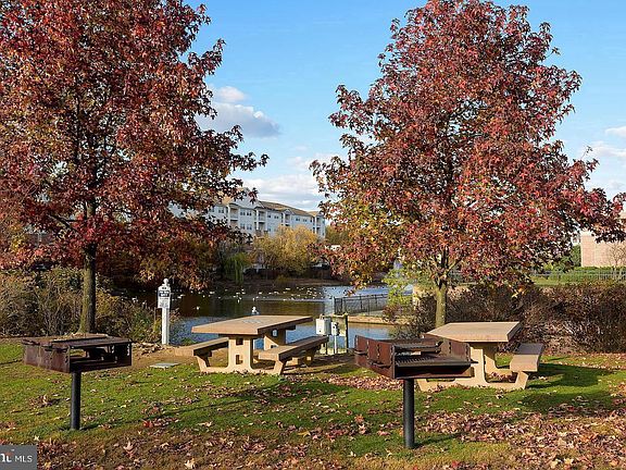 5th image of 2610 Chapel Lake Dr APT 312
