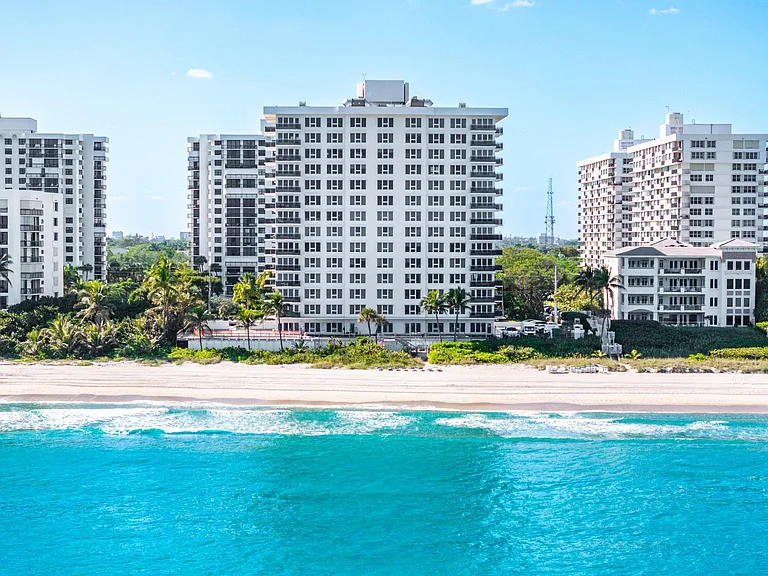 2066 N Ocean Blvd #9NE — Photo 1