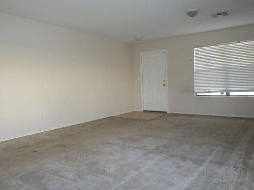 5th image of 2925 S 95th Ln