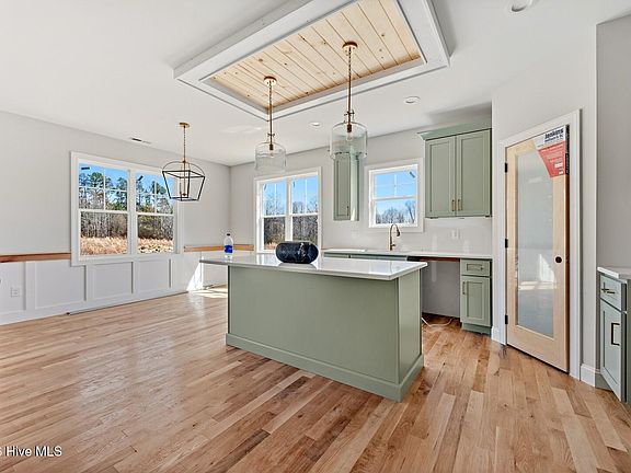 4th image of 2321 Peachtree Hills Road