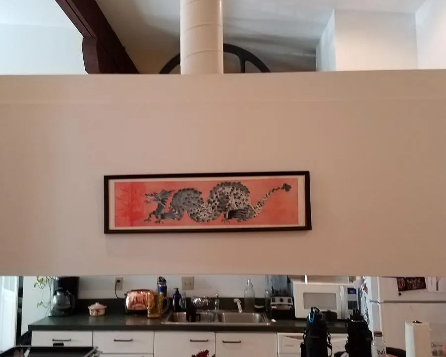 high ceilings, architectural features