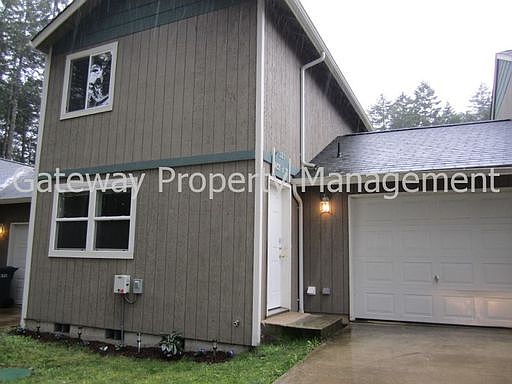 1st image of 323 W B St