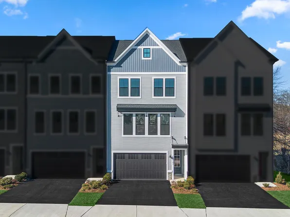 42182 Berrier Farms Ter, Chantilly, VA 20152